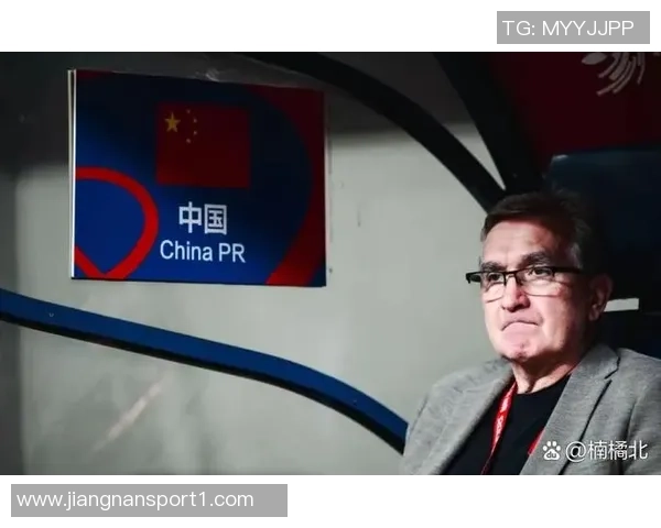 国足教练伊万未能发挥人才优势令人失望履历成疑