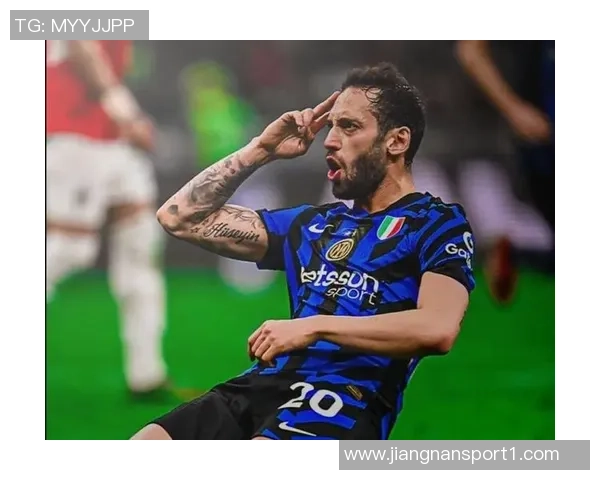 奇克回归米兰合练埃斯图皮尼安缺席对阵亚特兰大