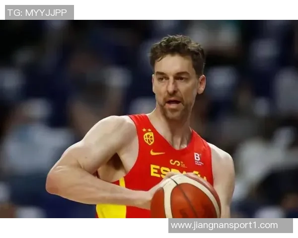 保罗分享防守心得：掌握多种技巧明确自身职责与角色