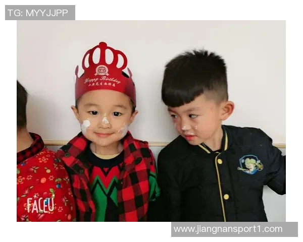 祝郑凯木生日快乐愿他在新的一岁里幸福满满快乐常伴