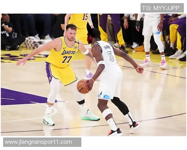 东契奇连续9场得分30创湖人自76-77赛季以来第四长纪录仅次于科比和奥尼尔