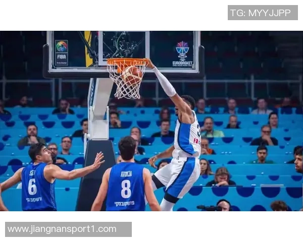 字母哥首节火力全开4投全中狂砍12分5篮板罚球表现也不俗