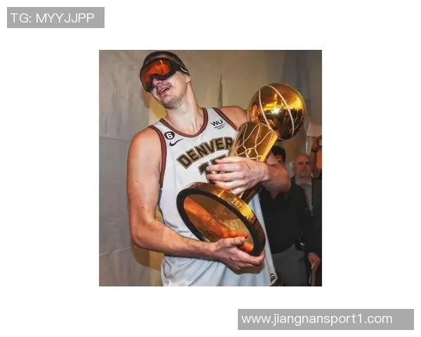 奥尼尔点评现役最佳球员大个子青睐约基奇其他人支持亚历山大